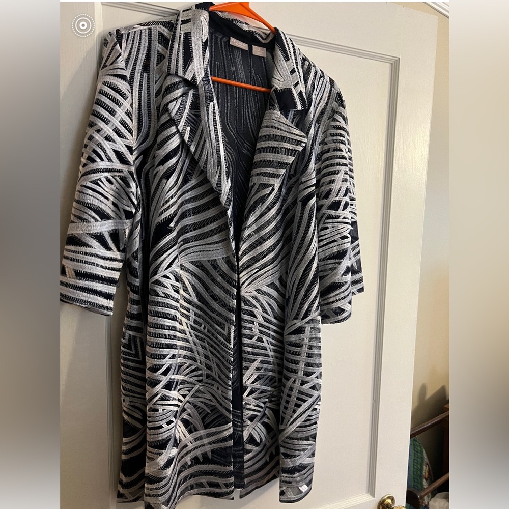 Chicos jacket/blazer size 3 ( 16/18 XL) $35